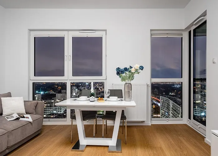 Modern Kasprzaka 29 *