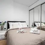 Modern Kasprzaka 29 Apartamento Varsóvia